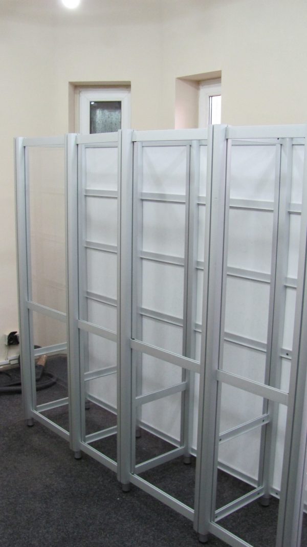 Vitrina magazin prezentare expunere marfa, 4 corpuri