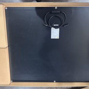 kit panouri fotovoltaice flexibile 800 W, on grid, cu micro inverter 800W interior cutie