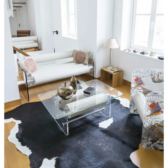 Masuta de Cafea Alba colectie KUUMO MW perna alba laterale PMMA blat sticla transparenta